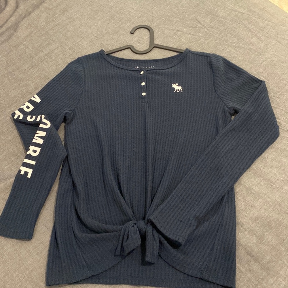 Abercrombie kids, dark blue size 13/14